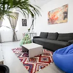 Vitan Oasis - New Building - Free Secured Private Parking - Self Check-in - Daire *