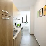 Daire Vitan Oasis - New Building - Free Secured Private Parking - Self Check-in -