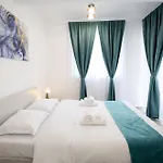 Vitan Oasis - New Building - Free Secured Private Parking - Self Check-in - *
