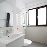 Vitan Oasis - New Building - Free Secured Private Parking - Self Check-in -
