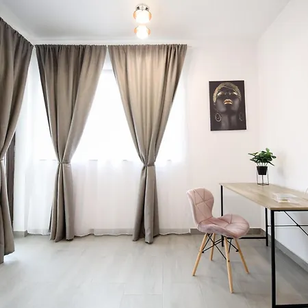 Vitan Oasis - New Building - Free Secured Private Parking - Self Check-in - Bucarest