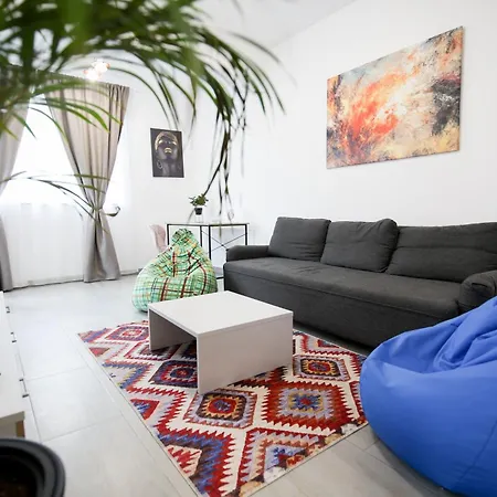 Vitan Oasis - Free Secured Private Parking - Self Check-in - Apartment *