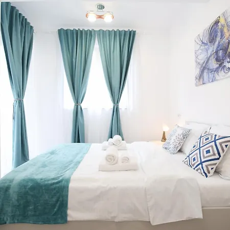 Vitan Oasis - Free Secured Private Parking - Self Check-in - Apartment