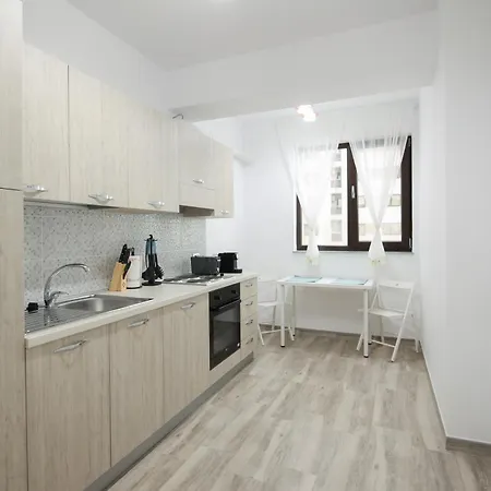 Διαμέρισμα Vitan Oasis - New Building - Free Secured Private Parking - Self Check-in -