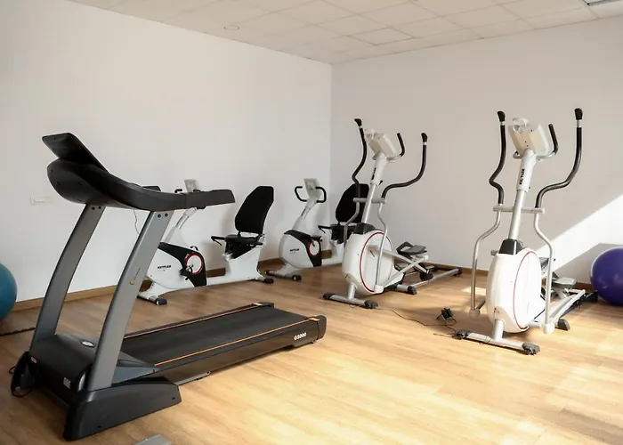 Апартаменти Vitan Oasis - New Building - Free Secured Private Parking - Self Check-in - Бухарест