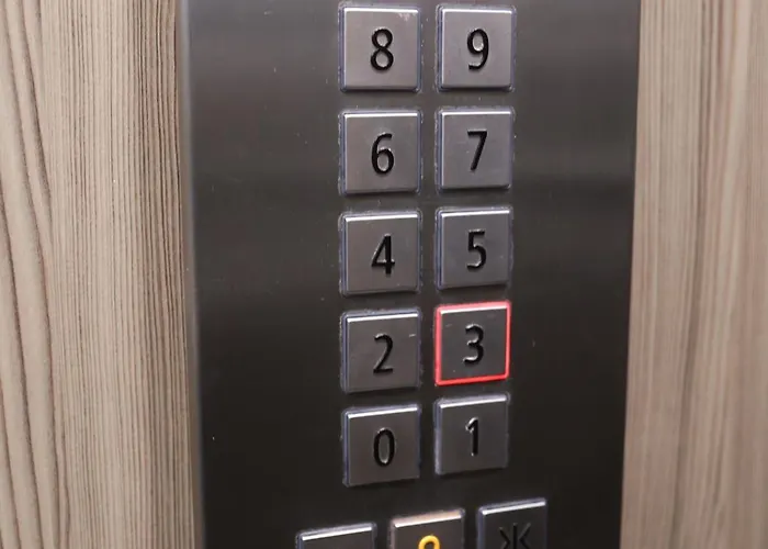 Apartman Vitan Oasis - New Building - Free Secured Private Parking - Self Check-in -
