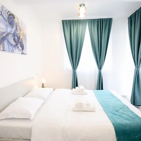 Vitan Oasis - New Building - Free Secured Private Parking - Self Check-in - Apartment *