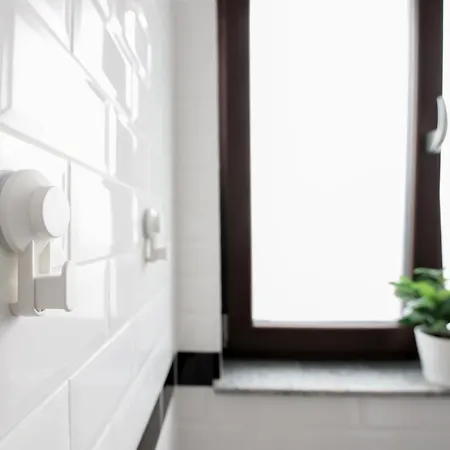 Vitan Oasis - New Building - Free Secured Private Parking - Self Check-in - Apartment *
