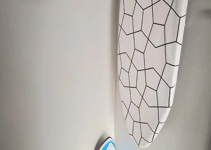 Vitan Oasis - New Building - Free Secured Private Parking - Self Check-in - *