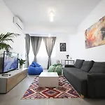 Vitan Oasis - New Building - Free Secured Private Parking - Self Check-in - *